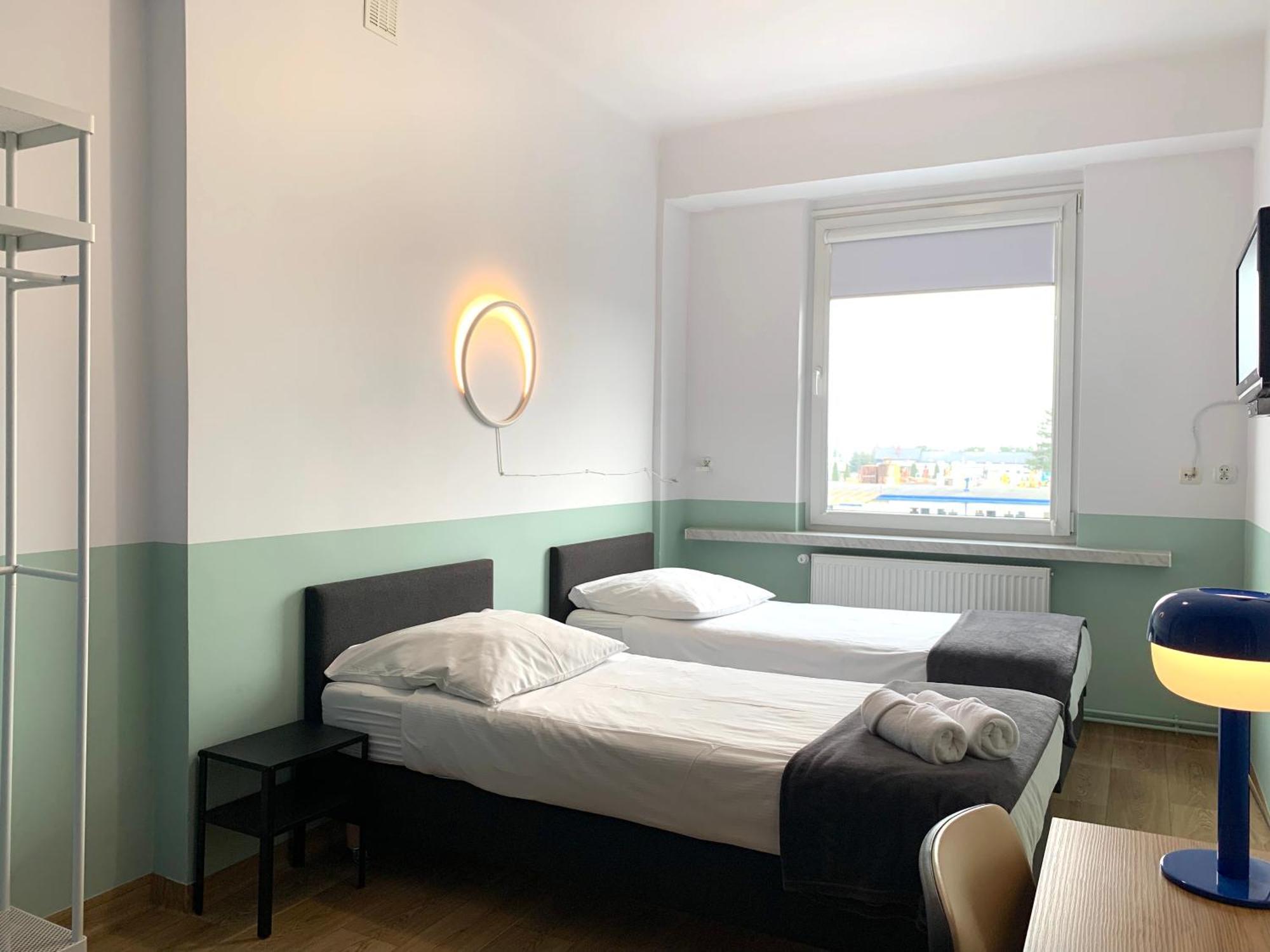 Premium Hostel & Bistro - Hostelpremium Pl Мелец Экстерьер фото