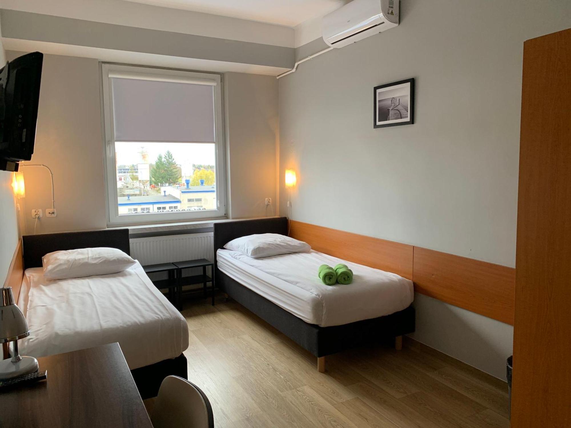 Premium Hostel & Bistro - Hostelpremium Pl Мелец Экстерьер фото
