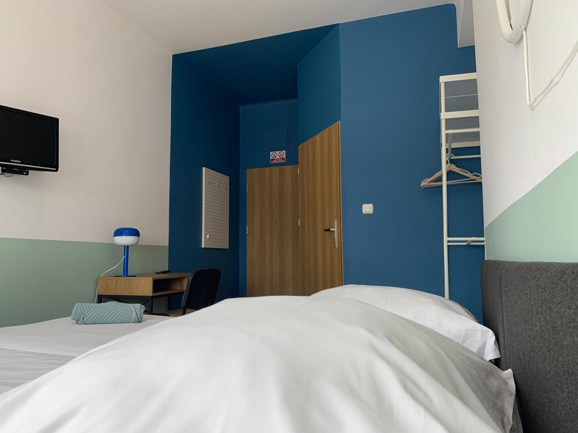 Premium Hostel & Bistro - Hostelpremium Pl Мелец Экстерьер фото